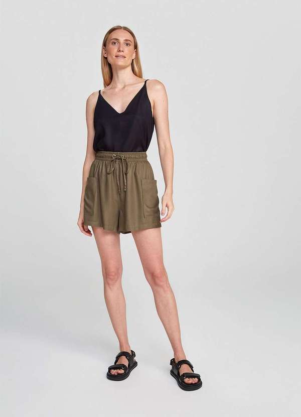 Hering Shorts Basico Feminino Em Sarja Cintura Alta Bolsos Verde