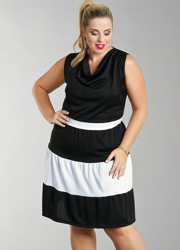 Vestido Sem Mangas Plus Size Preto E Branco Marguerite