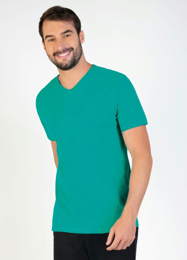 Camiseta Masculina Verde Decote V Multimarcas