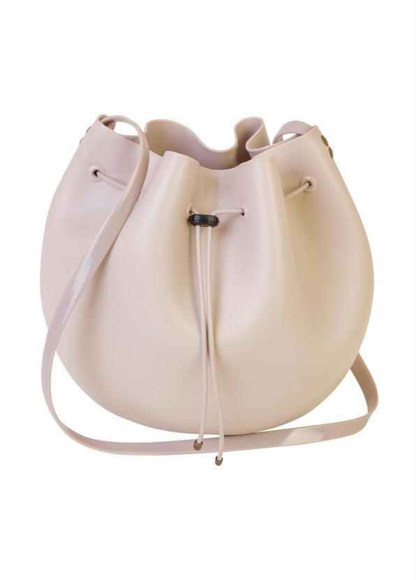 Outlet - Bolsa Saco Bege Transversal