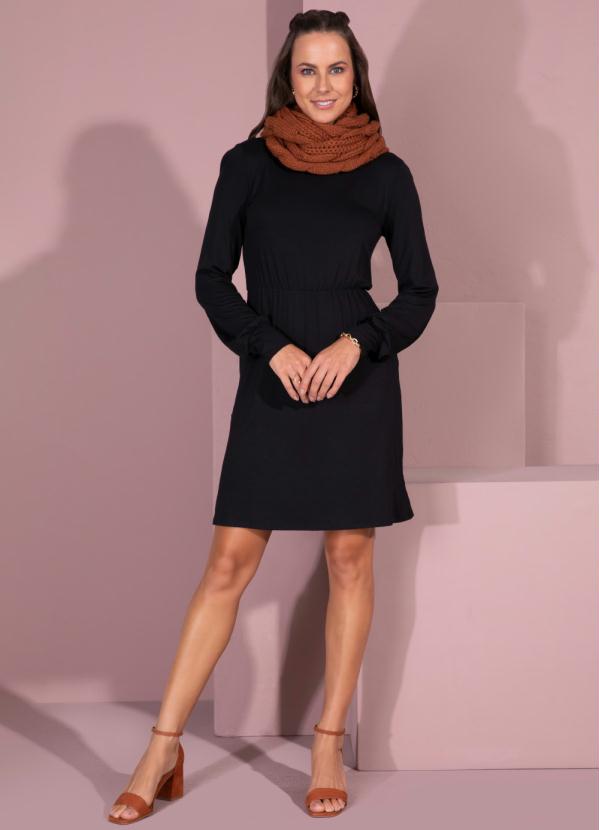 Quintess - Cachecol Gola Marrom em Tricô 2