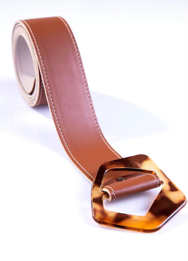 Quintess - Cinto Caramelo com Fivela Tartaruga