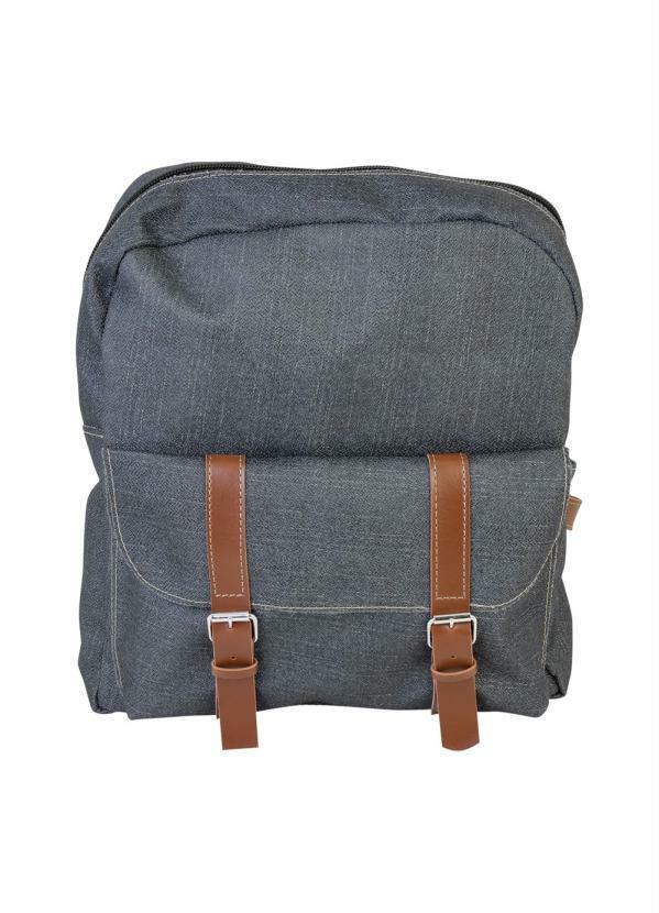 Outlet - Mochila Jeans com Bolso Externo e Fivelas