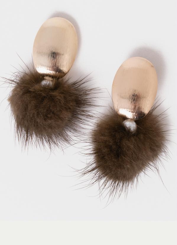 Quintess - Brinco Médio Dourado com Aplicação de Pompom 3