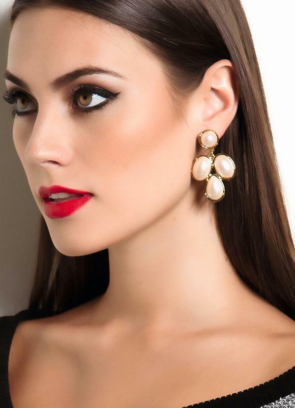 Quintess - Brincos Banhado Á Ouro com Pedras Cor Pérola 3