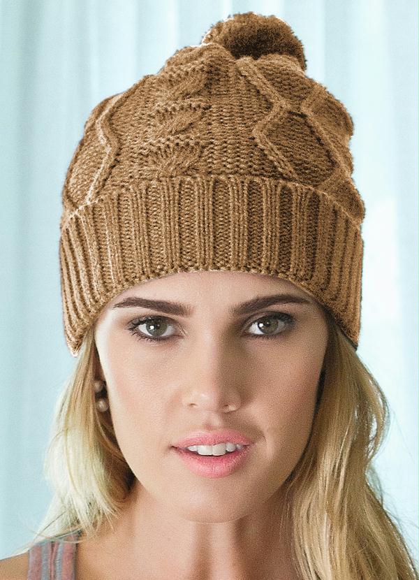 Quintess - Gorro com Pompom Caramelo