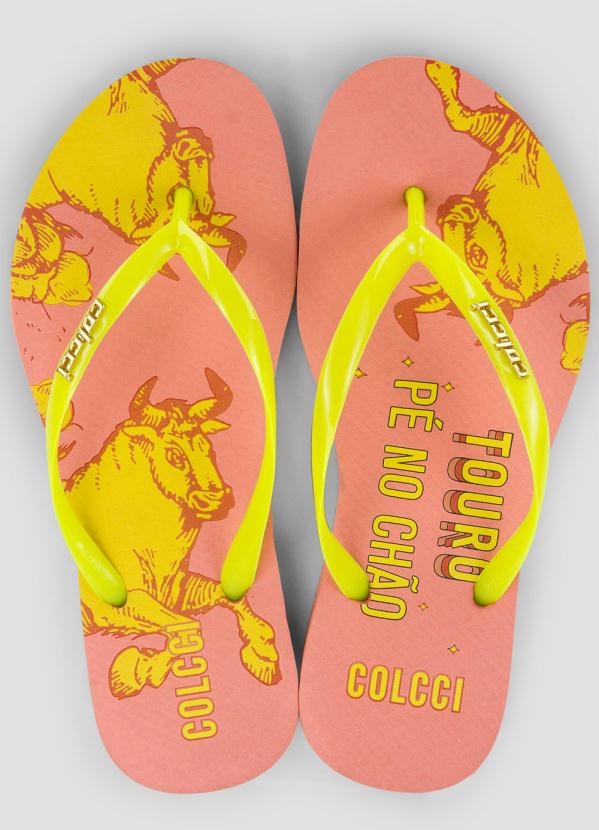 Colcci - Chinelo Signo Touro Amarelo