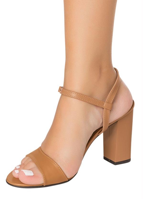 Perfecta - Sandália Caramelo Minimalista Salto Quadrado 5