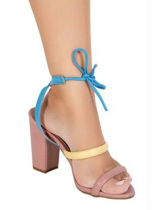 Perfecta - Sandália com Salto Quadrado Rosê com Amarração - PERFECTA