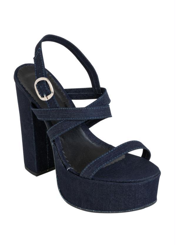 Outlet - Sandália Jeans com Salto Quadrado