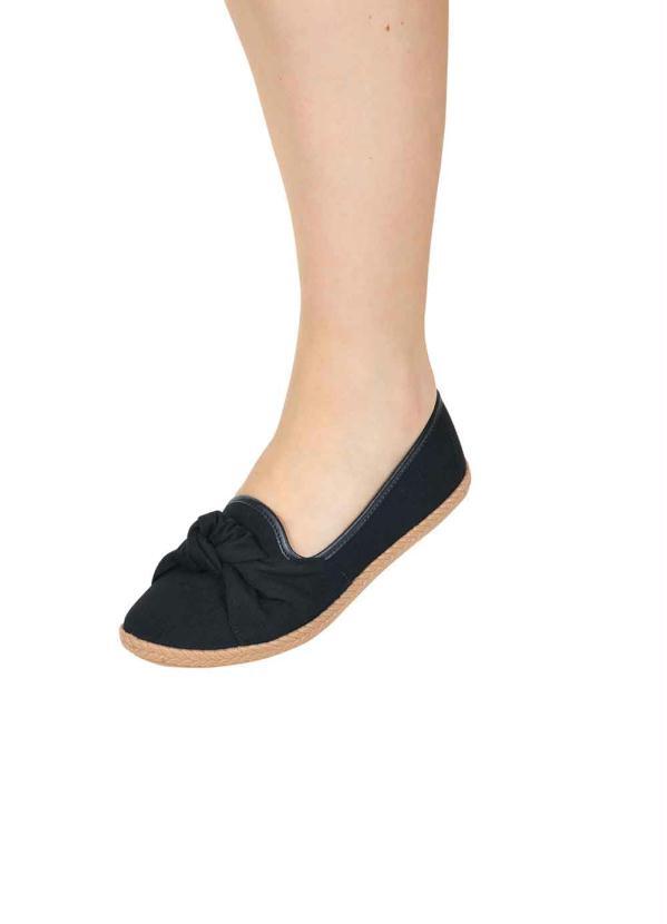 Sapatilha Moleca Preto com Detalhe de Amarração - Multimarcas