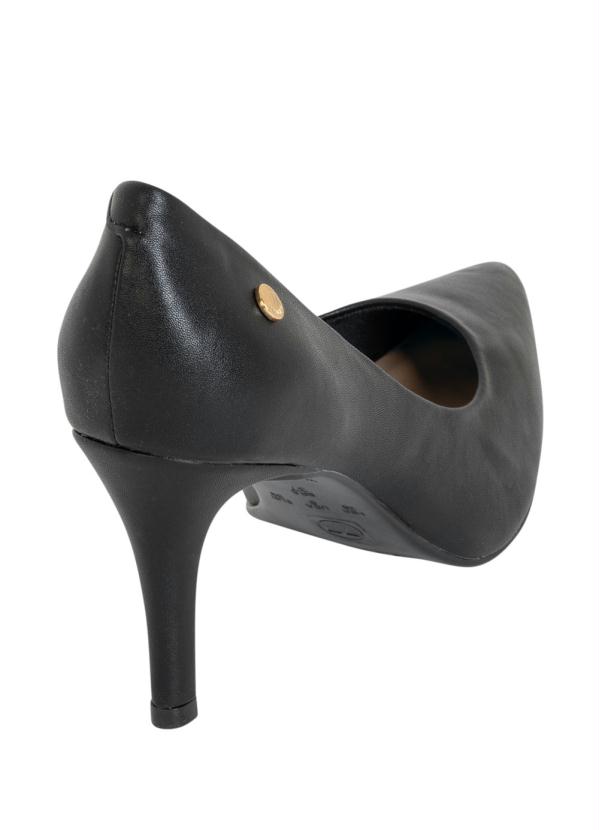 Via Uno Sapato Via Uno Preto com Salto Fino