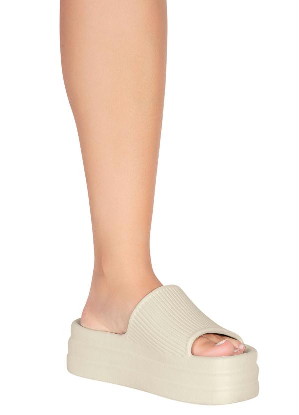 Perfecta - Tamanco Off White em Eva Micro Espandido 7