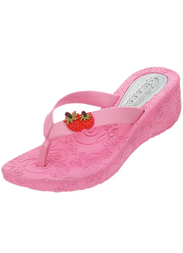 Outlet - Tamanco Infantil Rosa com Moranguinhos