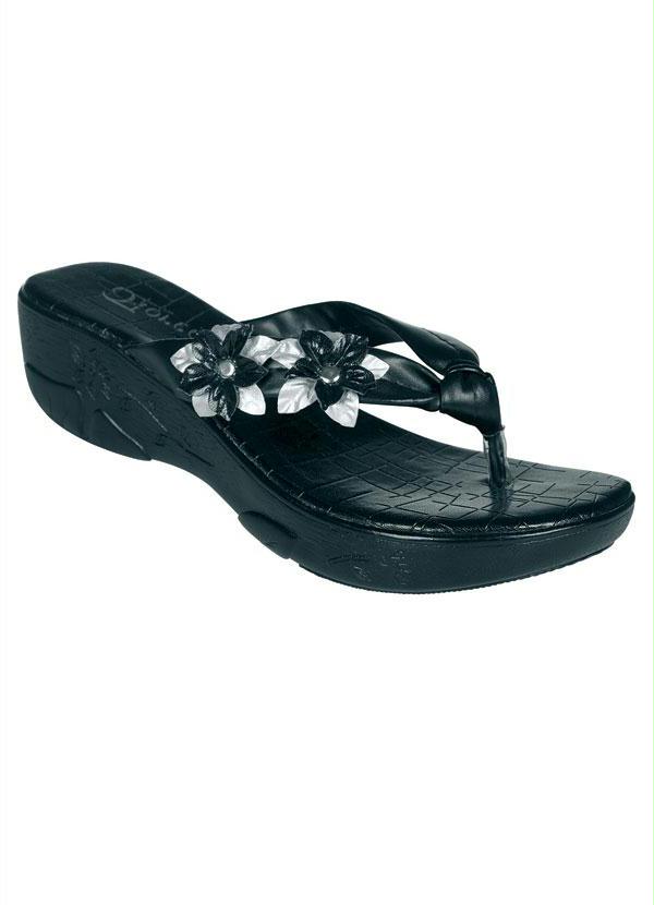 Outlet - Tamanco Floral Preto