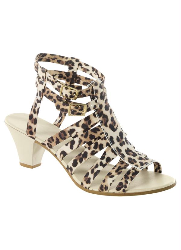 sandalia com estampa de onça