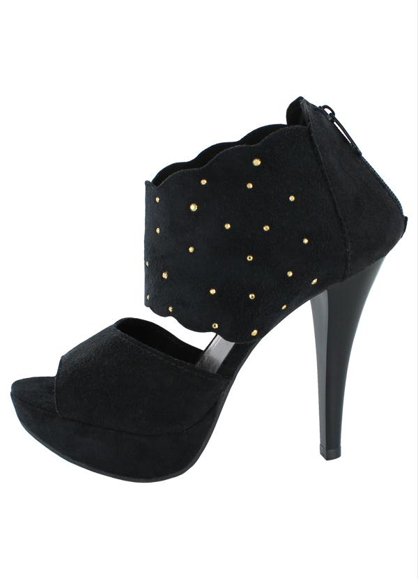 Outlet - Sandália Detalhe com Tachas Preto 3