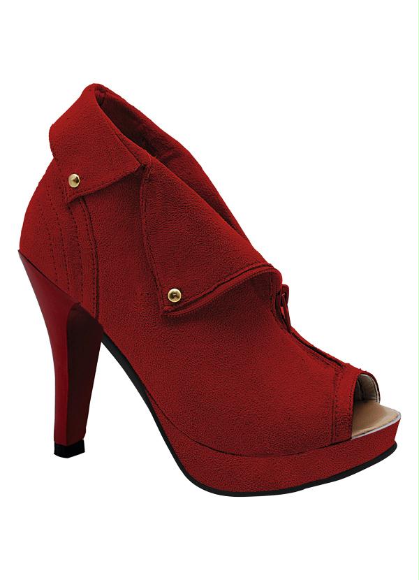 Outlet - Ankle Boot Detalhe com Tachas Vermelho