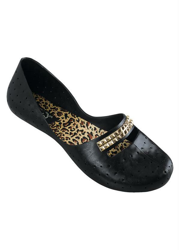Outlet - Sapatilha Tachas Douradas Preto