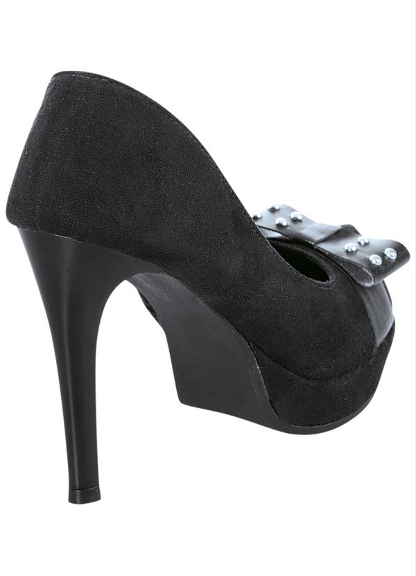 Outlet - Sapato Feminino Bico Tubarão Preto 2