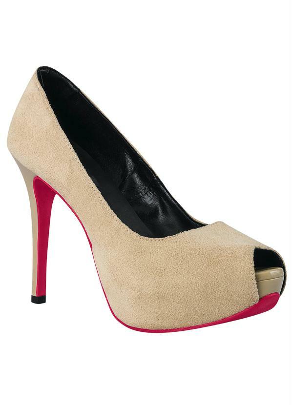 Outlet - Sapato Peep Toe Bege