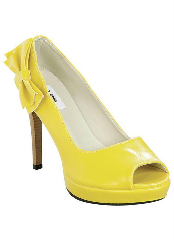 Outlet - Sapato Peep Toe Meia Pata Amarelo