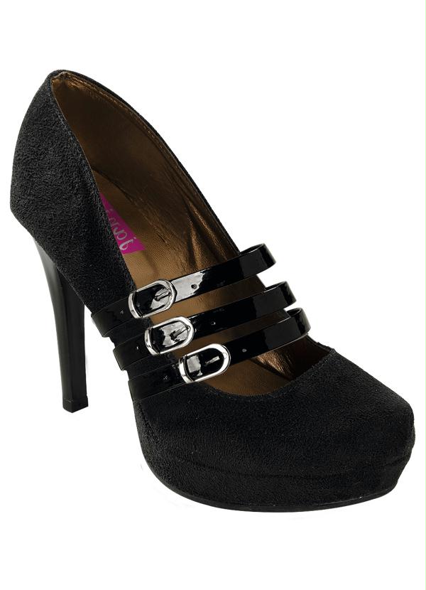 Outlet - Sapato Scarpin com Fivela Preto