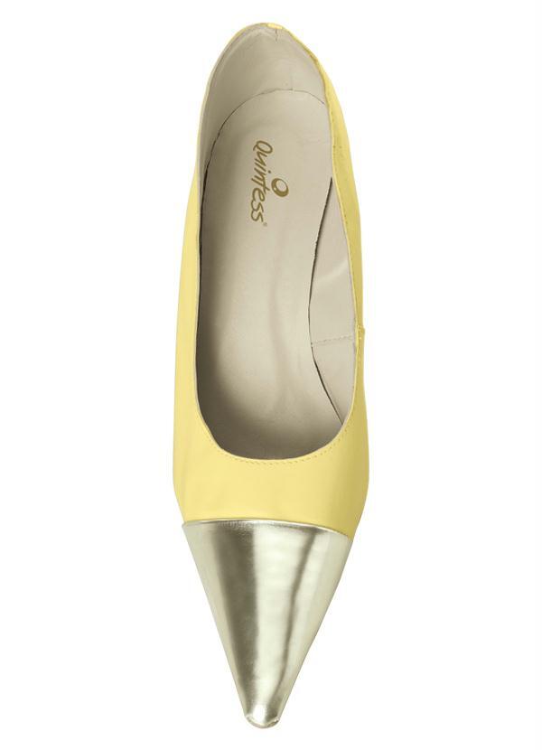 Quintess - Scarpin Cap Toe Amarelo e Dourado 4
