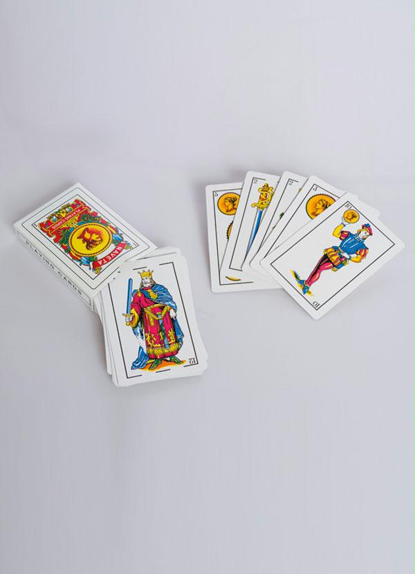 Jogo de Baralho com 54 Cartas - Lar&Lazer