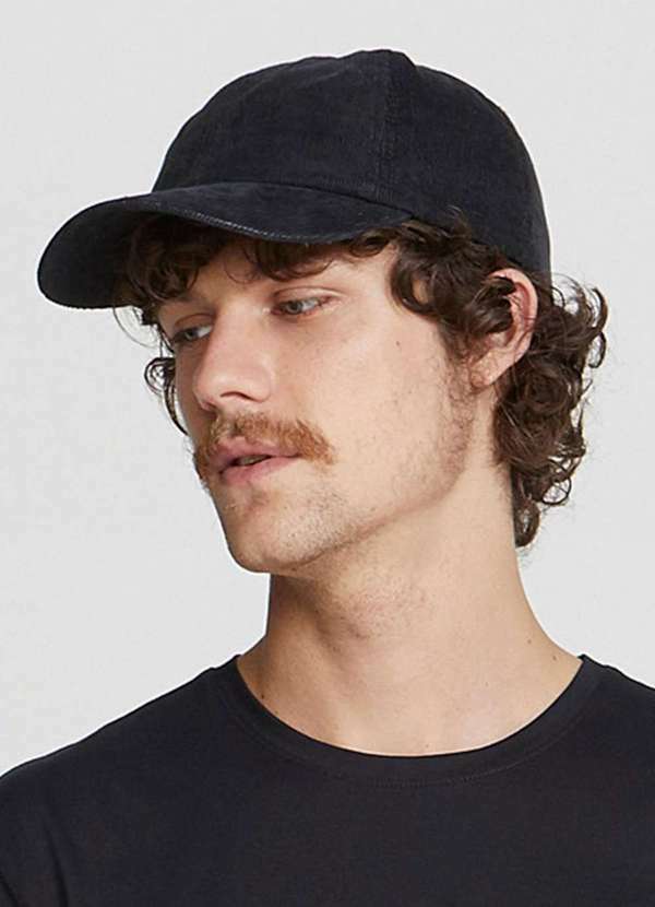 Hering - Bone Masculino em Veludo Aba Curva Preto
