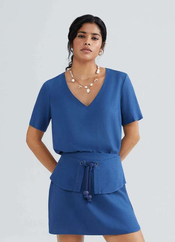 Hering - Blusa Feminina Decote V em Viscolinho Azul