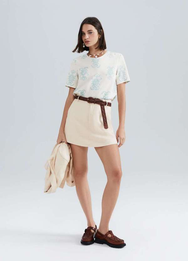 Hering - Blusa Feminina Estampada Manga Evase em Viscose Creponada Branco 2