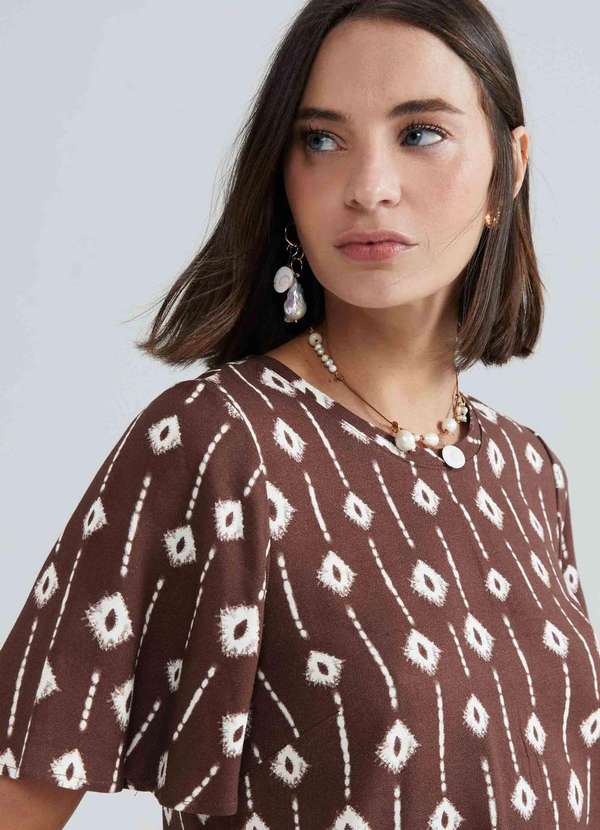 Hering - Blusa Feminina Estampada Manga Evase em Viscose Creponada Marrom 4