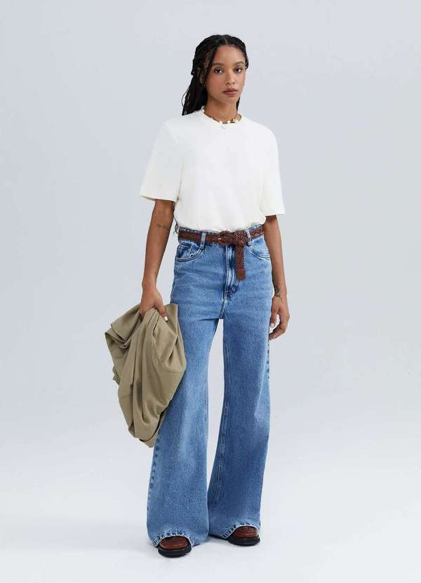 Hering - Blusa Feminina Manga Curta em Malha Interlock Bege 2