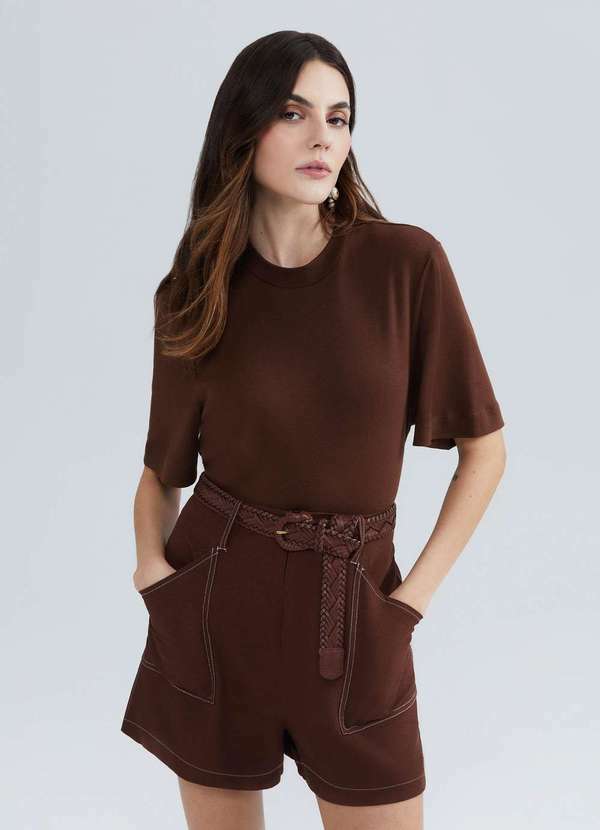 Hering - Blusa Feminina Manga Curta em Malha Interlock Marrom