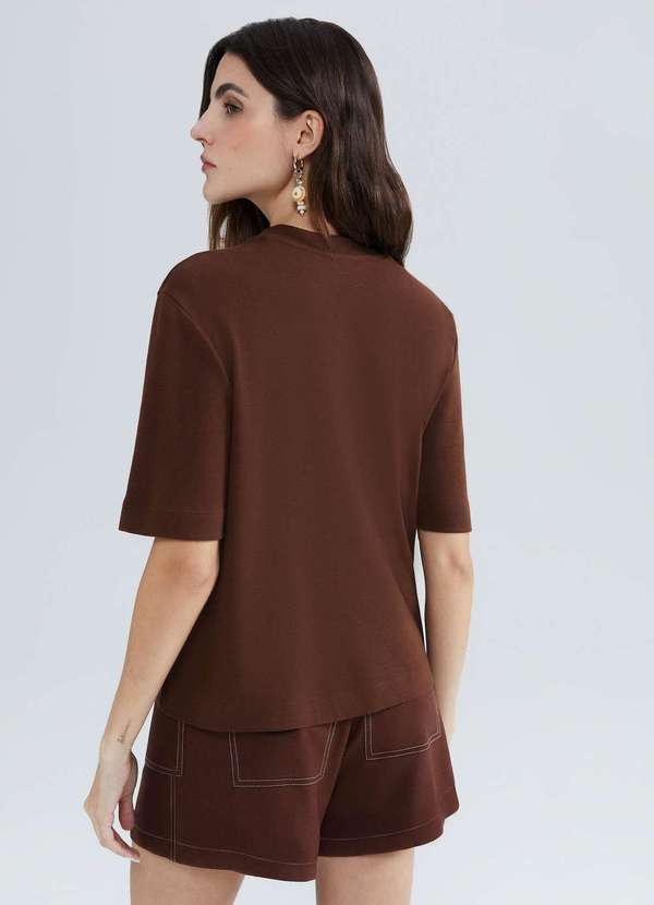 Hering - Blusa Feminina Manga Curta em Malha Interlock Marrom 3