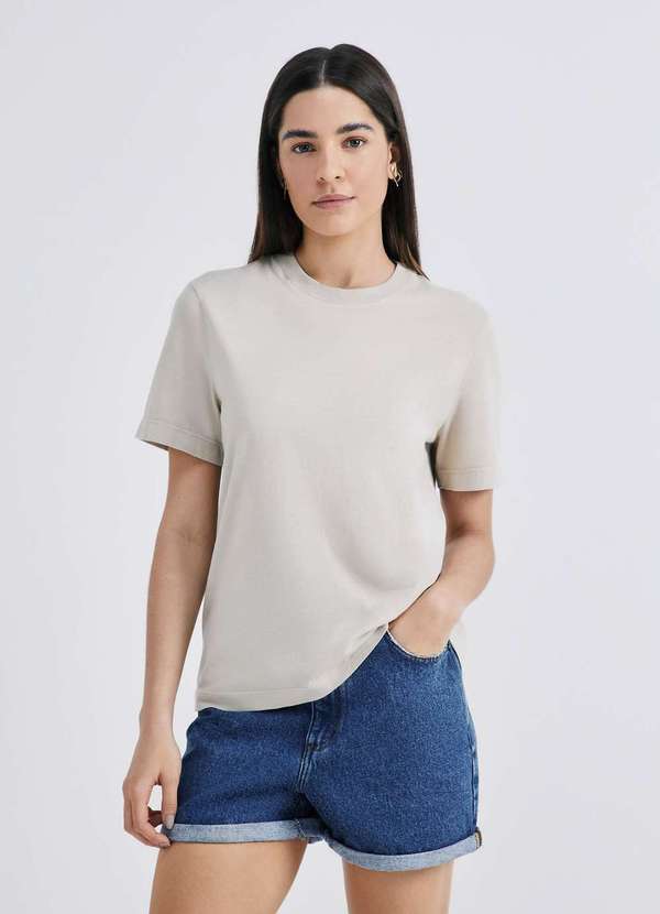 Hering - Blusa Feminina Manga Curta Estonada Bege