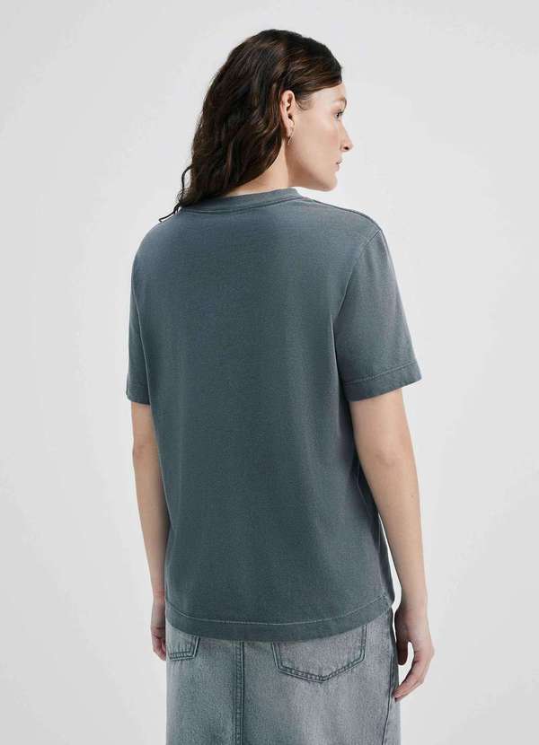 Hering - Blusa Feminina Manga Curta Estonada Preto 3