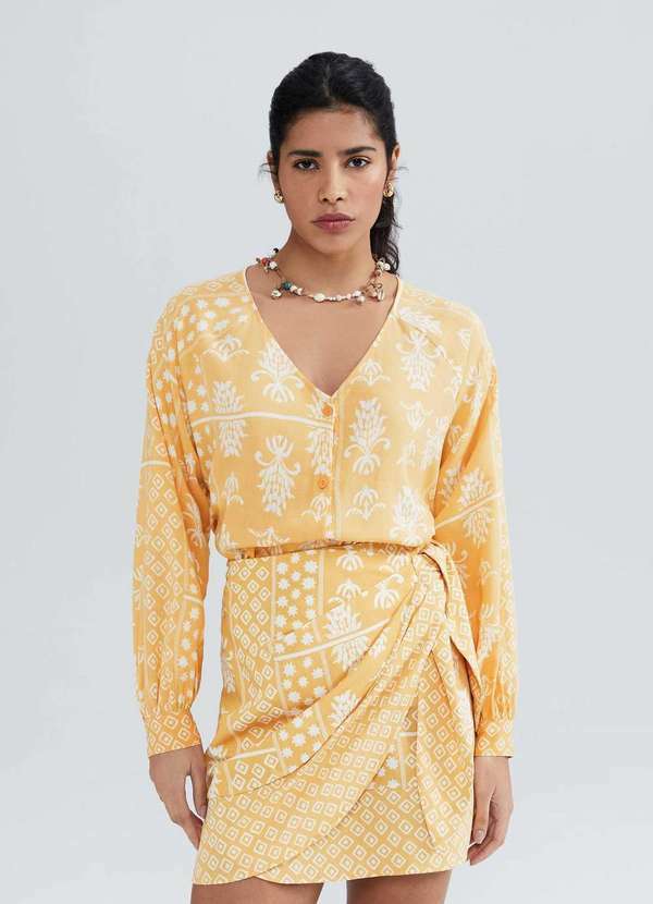 Hering - Blusa Feminina Manga Longa Estampada em Viscolinho Amarelo