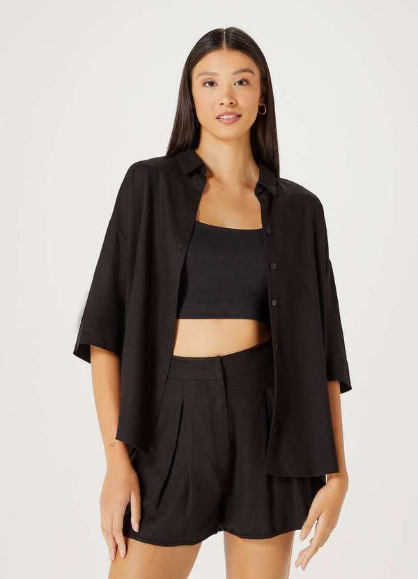 Hering - Camisa Feminina Manga Curta em Linho Preto