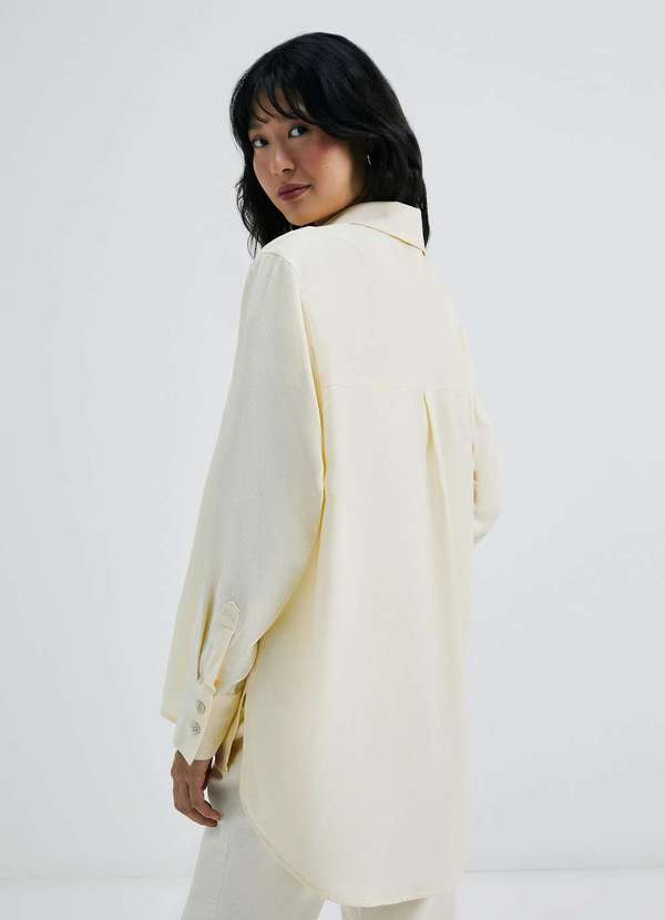 Hering - Camisa Feminina Manga Longa Ampla com Linho Amarelo 3