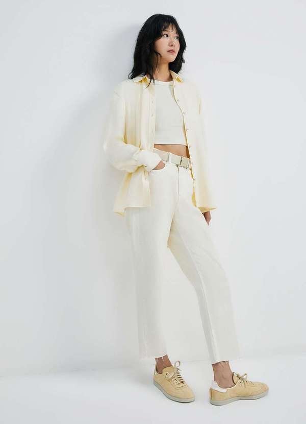 Hering - Camisa Feminina Manga Longa Ampla com Linho Amarelo 4