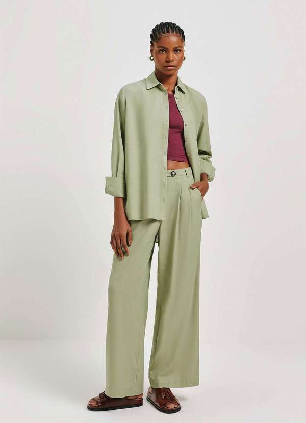 Hering - Camisa Feminina Manga Longa Ampla com Linho Verde 4