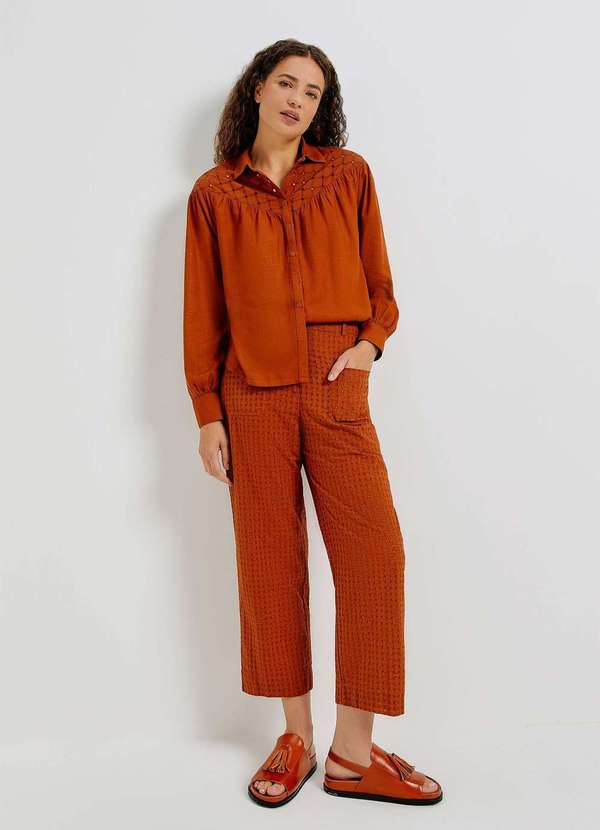 Hering - Camisa Feminina Manga Longa com Laise Marrom 4