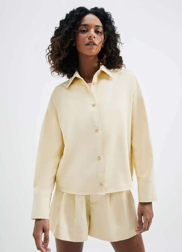 Hering - Camisa Feminina Manga Longa em Crepe Amarelo
