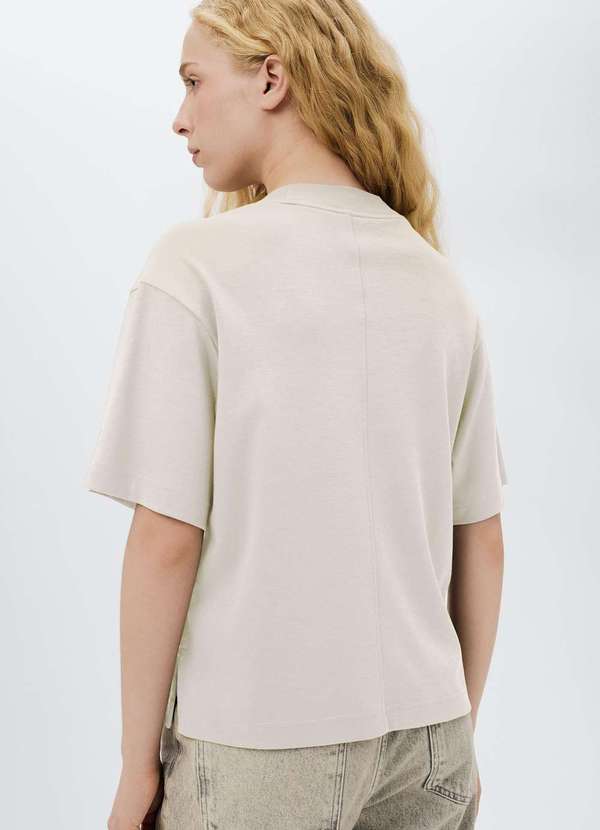 Hering - Camiseta Feminina Manga Curta em Algodao Peruano Branco 3