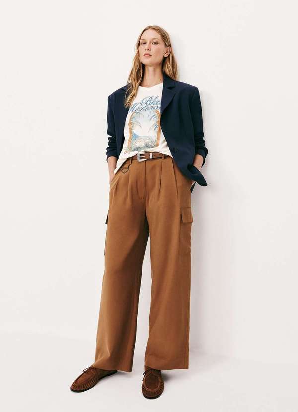 Hering - Camiseta Feminina Manga Curta Oversized Branco 4