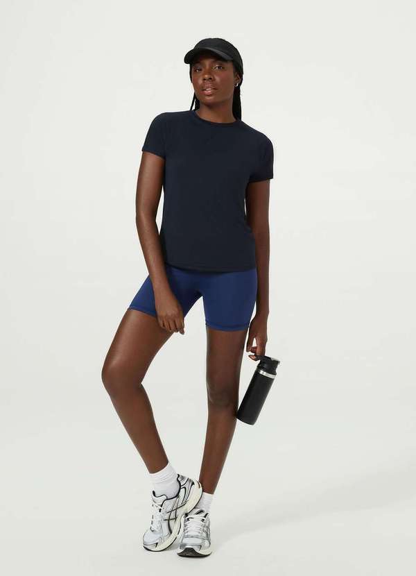 Hering - Kit com 2 Camisetas Esportivas Feminina Raglan Easy Care Preto