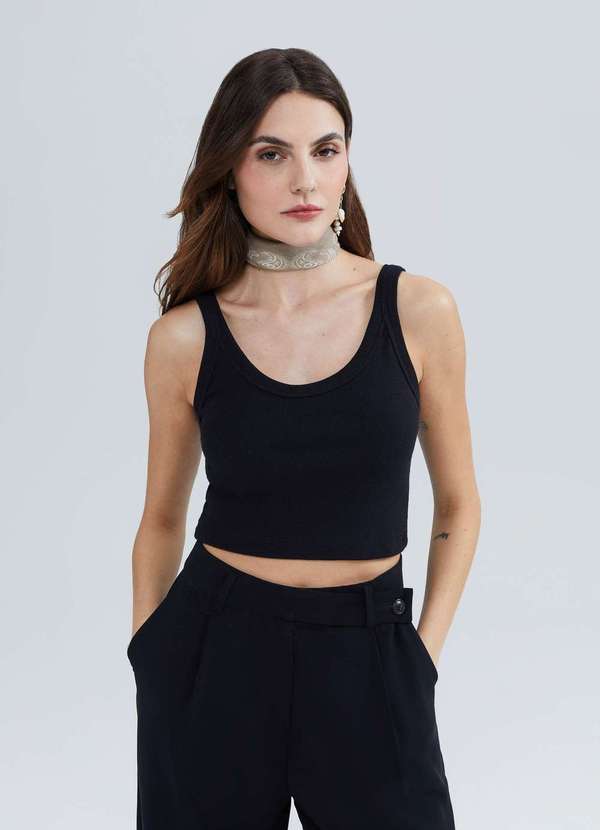 Hering - Regata Basica Feminina Cropped em Ribana Canelada Preto