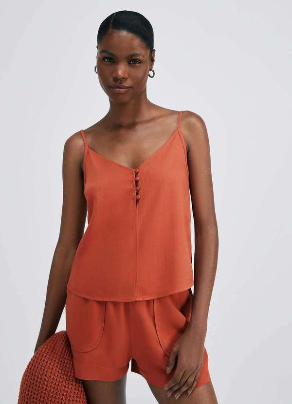 Hering - Regata Feminina com Botoes em Viscose Creponada Marrom